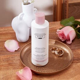 Shampooing Volume - Šampon pro objem s výtažky z růže