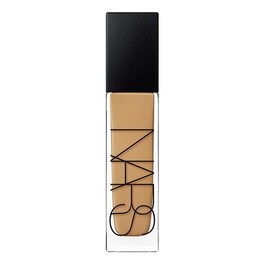 Natural Radiant Longwear Foundation - Rozjasňující dlouhodržící tekutý make-up