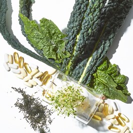 Superfood Face Wash - Gelová čisticí péče o pleť