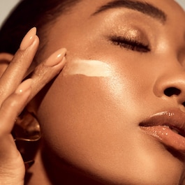 Banana Bright+ Instant Glow Moisturizer – Rozjasňující hydratační přípravek 
