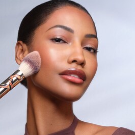 Veil Powder Brush - Štětec na pudr