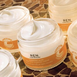 Radiance Overnight Glow Dark Spot Cream - Noční krém