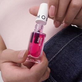 Nail Blush – Růžová zdokonalující péče
