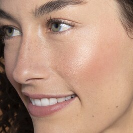 Liquid Light Serum Highlighter - Rozjasňovač