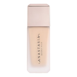 Impeccable Blurring Second-Skin Matte Foundation - Make-up image