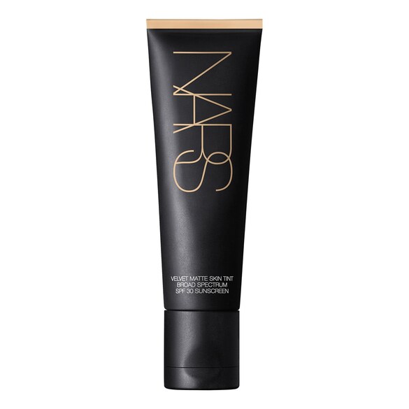 Velvet Matte Skin Tint SPF 30/PA+++ - Zabarvený krém, NARS