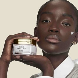 Dior Prestige La Crème Texture Légère – Regenerační a zdokonalující pleťový krém