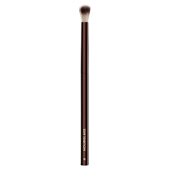 Nº 4 Crease Brush - Precizní štětec na oční stíny, HOURGLASS