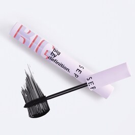 Big By Definition Mascara - Řasenka pro větší objem