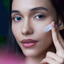 Lotus Dream Cream - Noční krém proti stárnutí s lotosem a vitaminem E