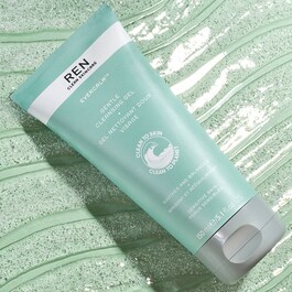 Evercalm Gentle Cleansing Gel - Oličovací gel