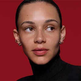 N°1 DE CHANEL KRÉM S ČERVENOU KAMÉLIÍ - Vypíná – Vyhlazuje – Chrání 