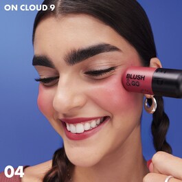 Blush & Go – Tekutá tvářenka s matným efektem