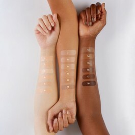 Veil Hydrating Skin Tint - Lehký make-up