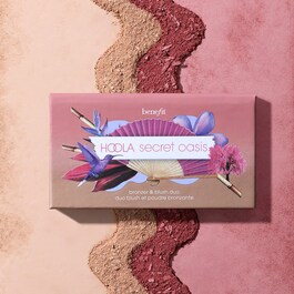 Hoola & WANDERful World Face Palette - Paletka bronzeru & tvářenky
