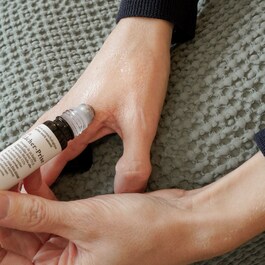 Let Go Roll-on Aromachologique - Kuličkový parfém