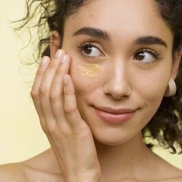 YUZU-C Eye Awakening Essence - Rozjasňující esence pod oči