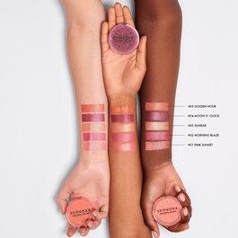 Colorful Blush Glaze – Tvářenka s mimořádně jasným efektem