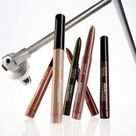 Aqua Resist Smoky Shadow - Oční pero 3-v-1