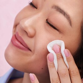 Rose Deep Hydration Facial Toner - Intenzivně hydratační lotion