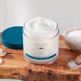 Pročišťující peeling s mořskou solí