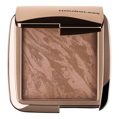 Ambient Lighting Bronzer - Bronzující rozjasňující pudr, HOURGLASS