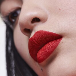 Lip Stain Liner - Dlouhodržící tužka na rty