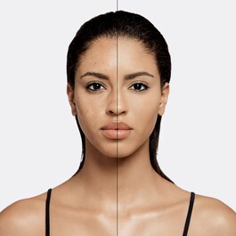 Ultra HD Foundation - Středně krycí make-up