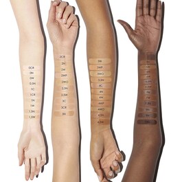 Dior Backstage Face & Body Foundation - Make-up