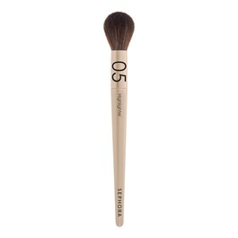 05 Highlighter Brush - Štětec na rozjasňující pudr