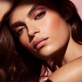 Cheeks Out Freestyle Cream Blush - Tvářenka
