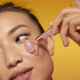 Quartz Facial Roller – Masážní váleček a obličej a krk