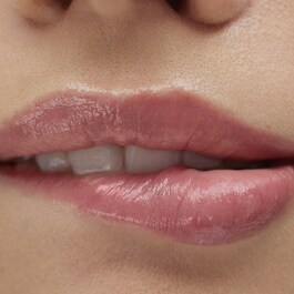 Moisturizing Lip Butter – 12hodinová hydratační péče o rty