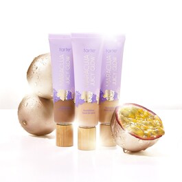 Maracuja Juicy Glow Skin Tint Foundation - Make-up