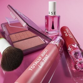 Nail Blush – Růžová zdokonalující péče