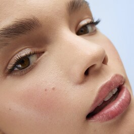 Moisturizing Lip Butter – 12hodinová hydratační péče o rty