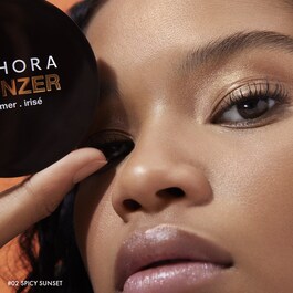 BRONZER SHIMMER – Duhový bronzující pudr