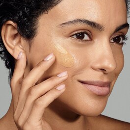 Futurist Hydra Rescue Foundation SPF 45 - Hydratační make-up