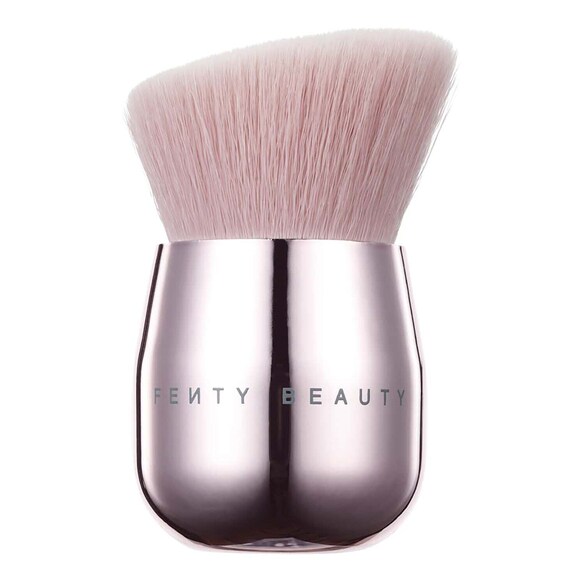 Baby 'Buki Brush - Mini kabuki štětec, FENTY BEAUTY