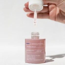 Korres Wild Rose - Dvoufázový rozjasňující Booster s 15% Vitaminem C