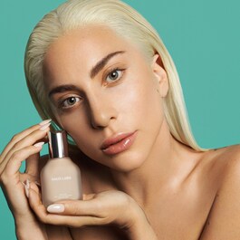 Triclone Skin Tech Foundation – Make-up s arnikou