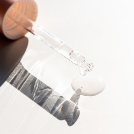 The Repair Hero – Regenerační sérum s probiotiky a niacinamidem