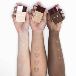 Hello Happy Soft Blur Foundation - Tekutý make-up