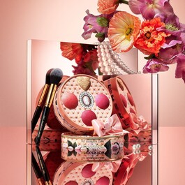 Pat McGrath Labs x Bridgerton Blushing Delights - Paletka 