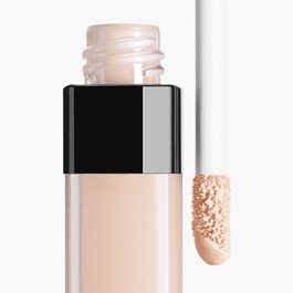LE CORRECTEUR DE CHANEL - Dlouhodržící Korektor