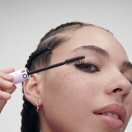 Big By Definition Mascara - Řasenka pro větší objem