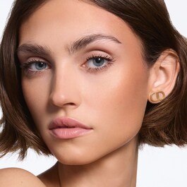 Dior Forever Nude Bronze – Pudrový bronzer s nude nebo matným finišem