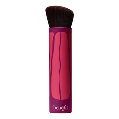 Hoola Wavemaker – štětec na krémový bronzer, BENEFIT COSMETICS