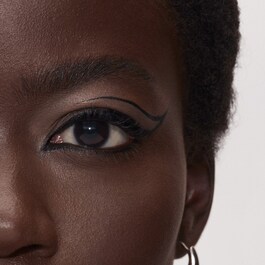 Black Ink - Classic Line Felt Liner - Tekutá oční linka