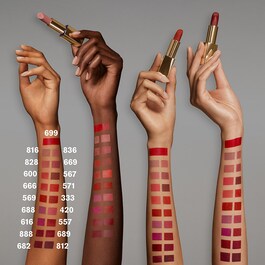 Pure Color Matte Lipstick - Matná rtěnka